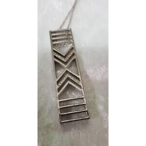 Express 35" necklace with 2 1/2" bar pendant 1.1589